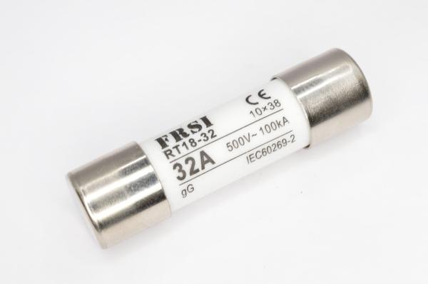 RT18-32 500V 32A GG