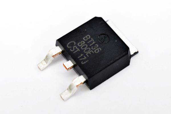 BT136-800E